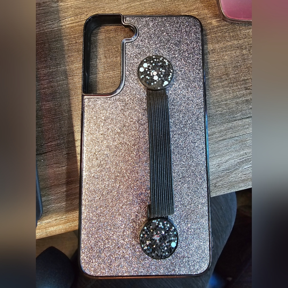 Samsung S22 Plus case with case mate strap